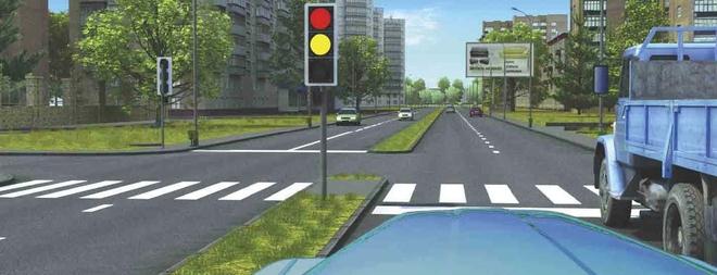 Билет №10, вопрос №13: При включении зеленого сигнала светофора Вам следует: